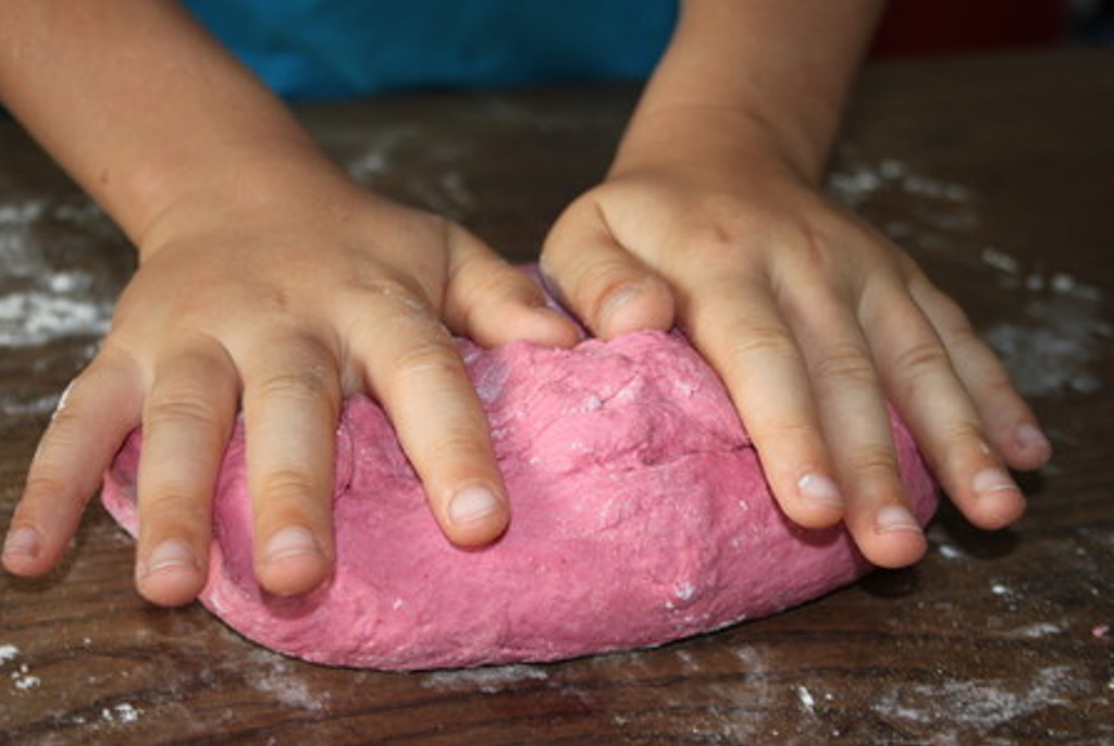 Pan de Pita rosa
