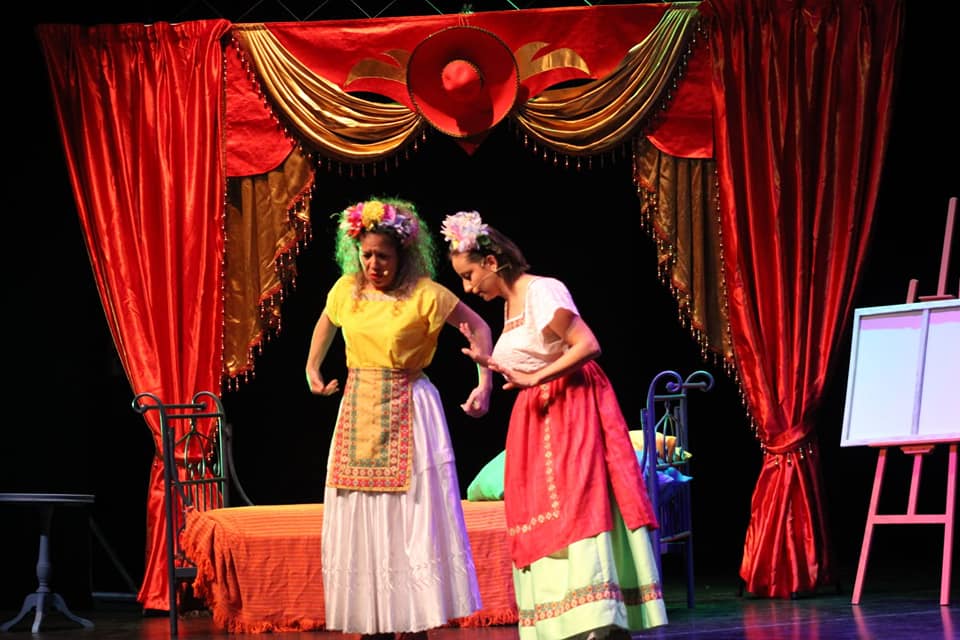 “Pinceles y flores” en el Teatro Leal
