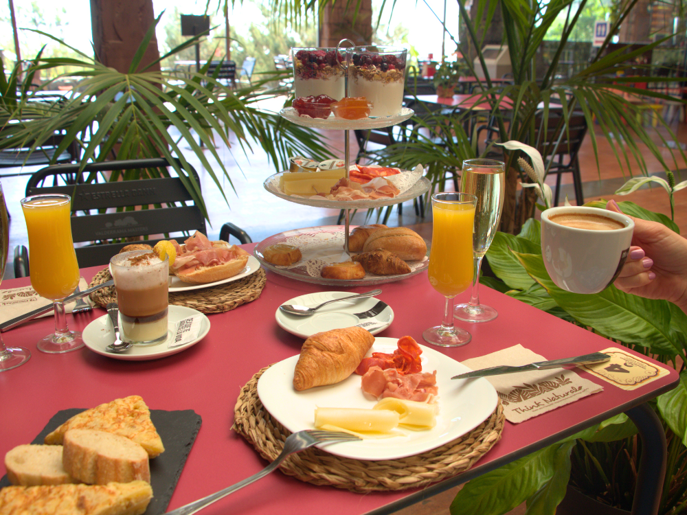 Despierta tus sentidos con este delicioso Brunch en un entorno único